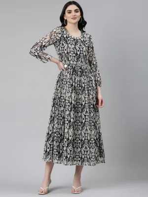 Neeru's Black Straight Casual Printed Dress