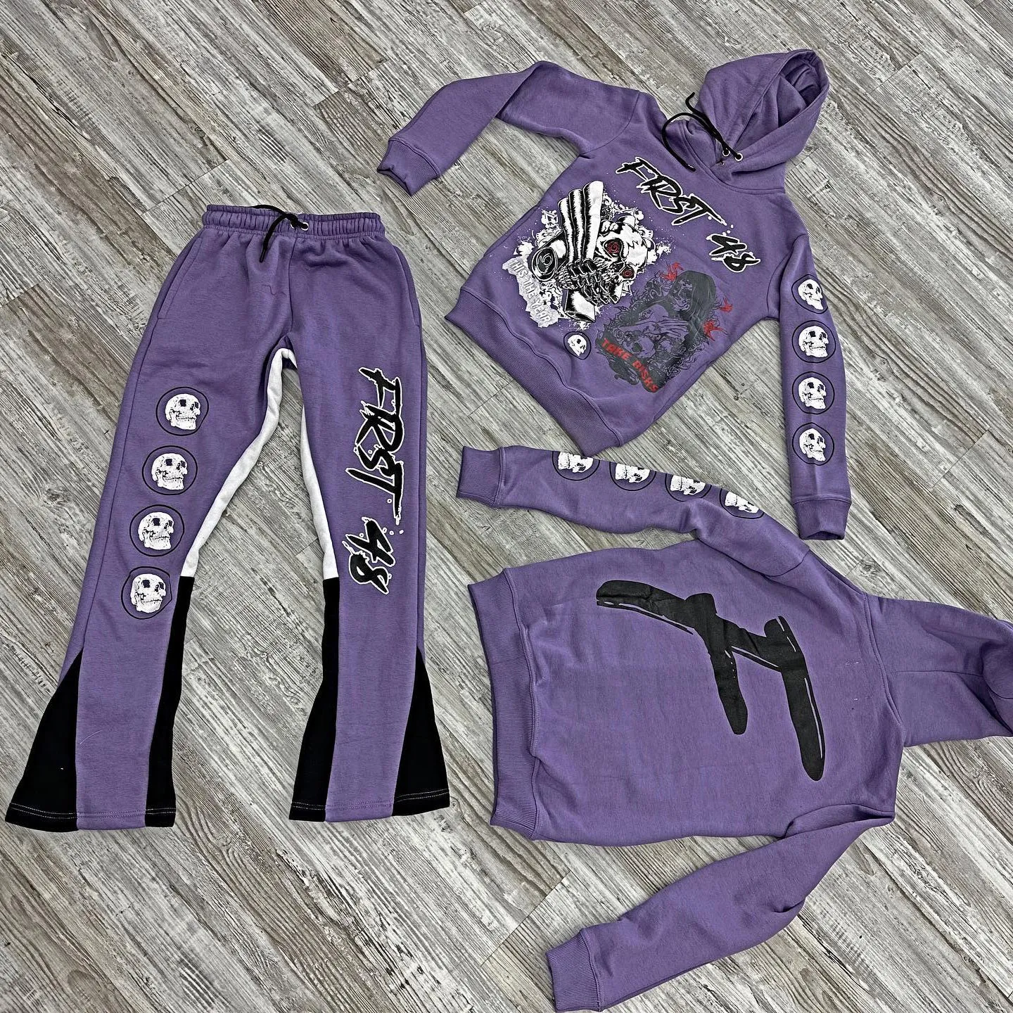 Stylish Retro Skull Print Hoodie Contrast Color Flare Pants Set